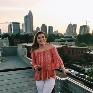 Meet your Posher, Carrie